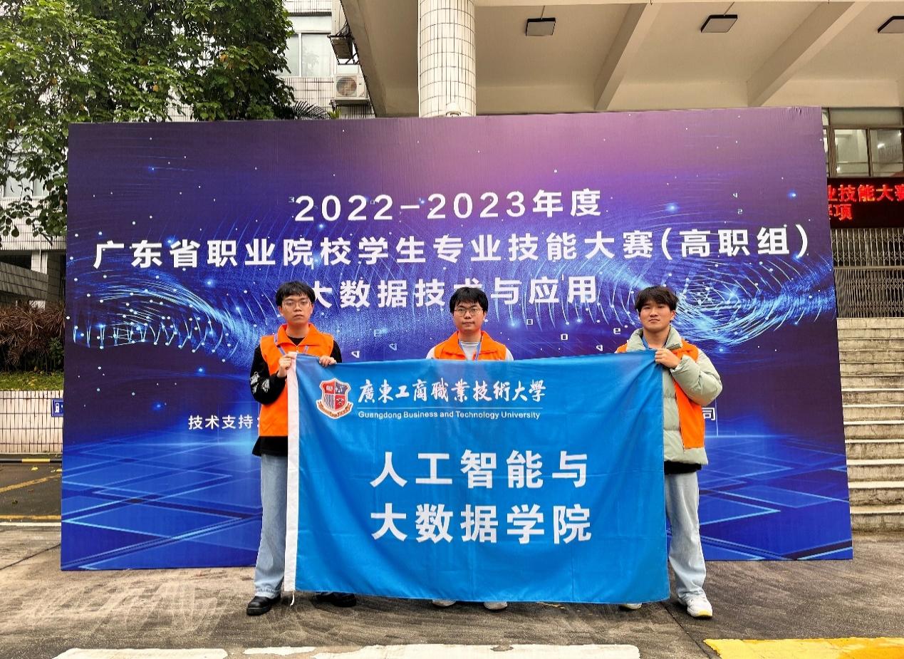 C:\Users\admn\Documents\WeChat Files\wxid_4bohknynbam522\FileStorage\Temp\d81eefac76368267a6a3fe75a091f38.jpg